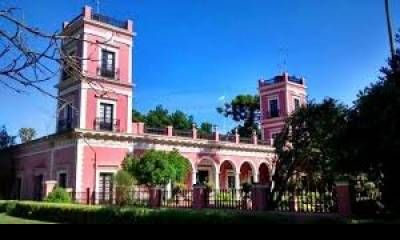 Las obras de restauración integral del Palacio San José serán financiadas por CTM Salto Grande.