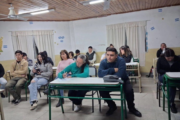 Reclaman por obras inconclusas en la escuela Osvaldo Magnasco