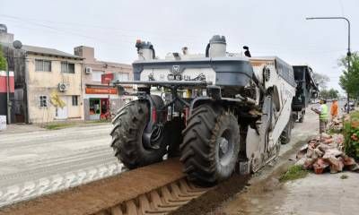 Comenzaron las obras de repavimentación y bacheo en calle Tavella